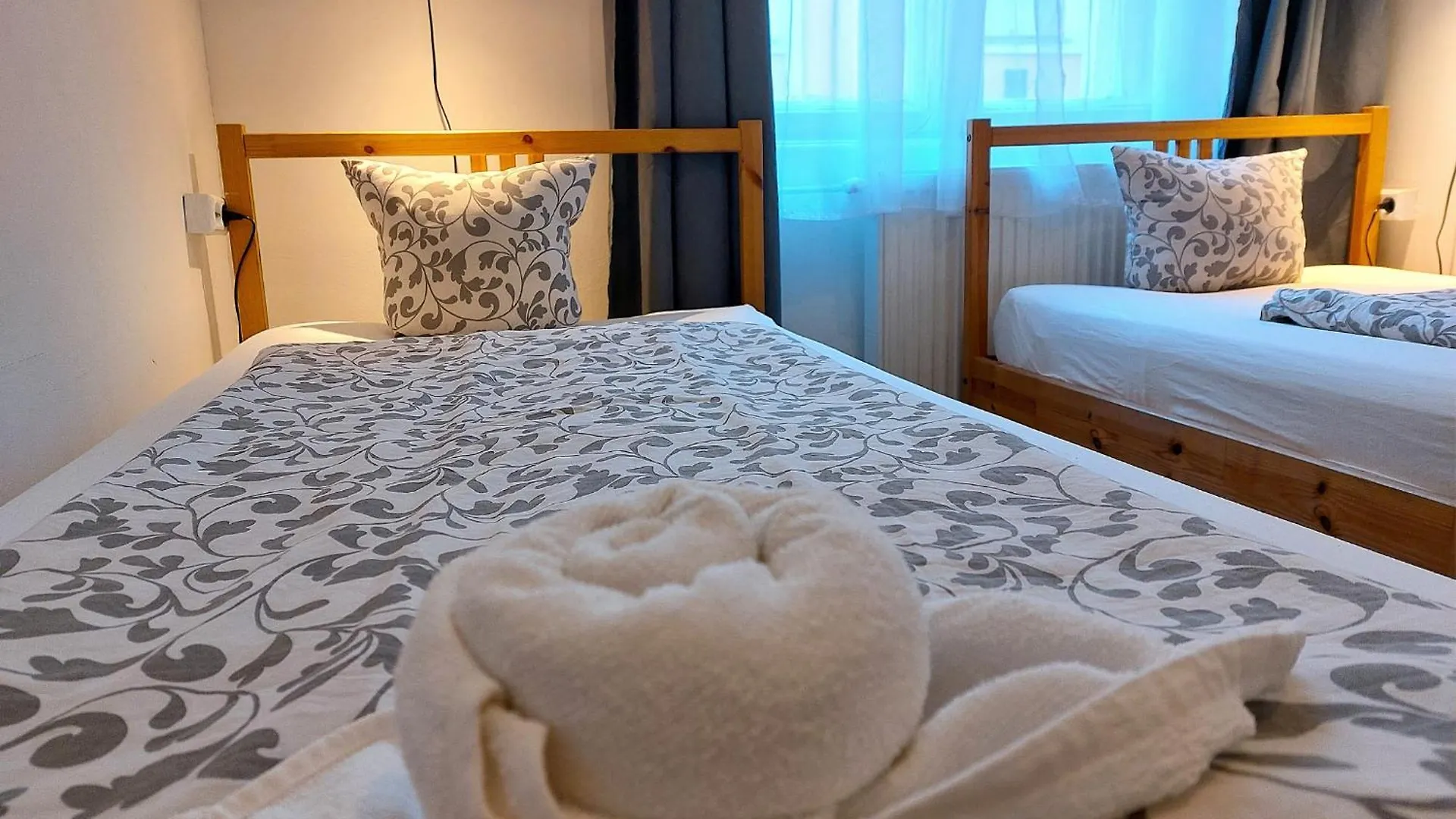 Goodmo Budapest Smart Rooms 0*,