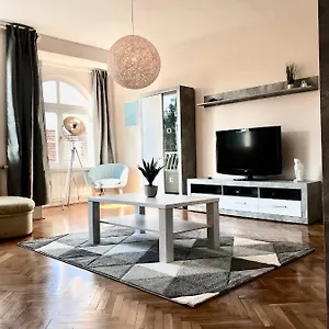 https://szeged-gyongye.szeged-hotels.com