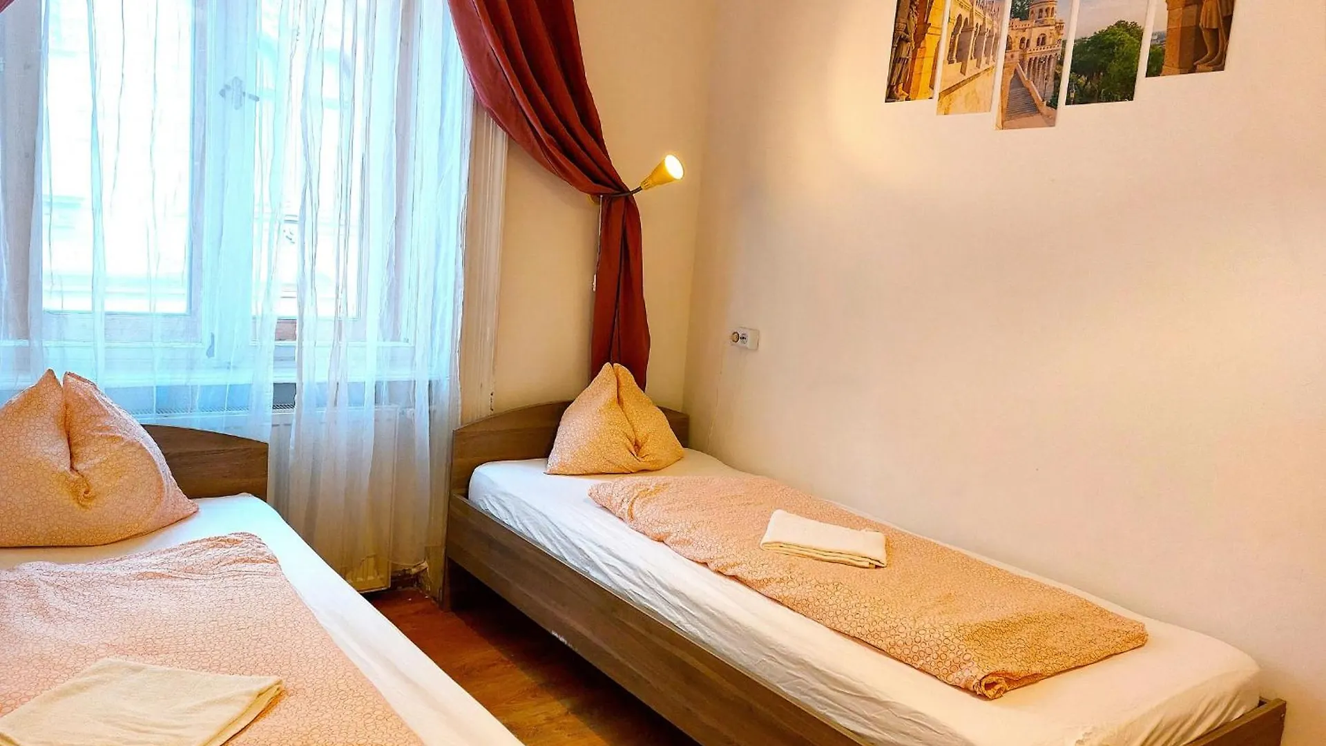 Hostal Goodmo Budapest Smart Rooms