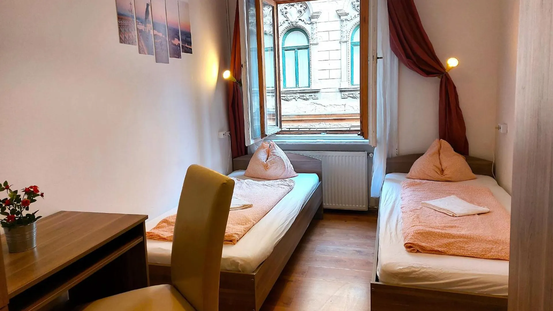 Hostal Goodmo Budapest Smart Rooms