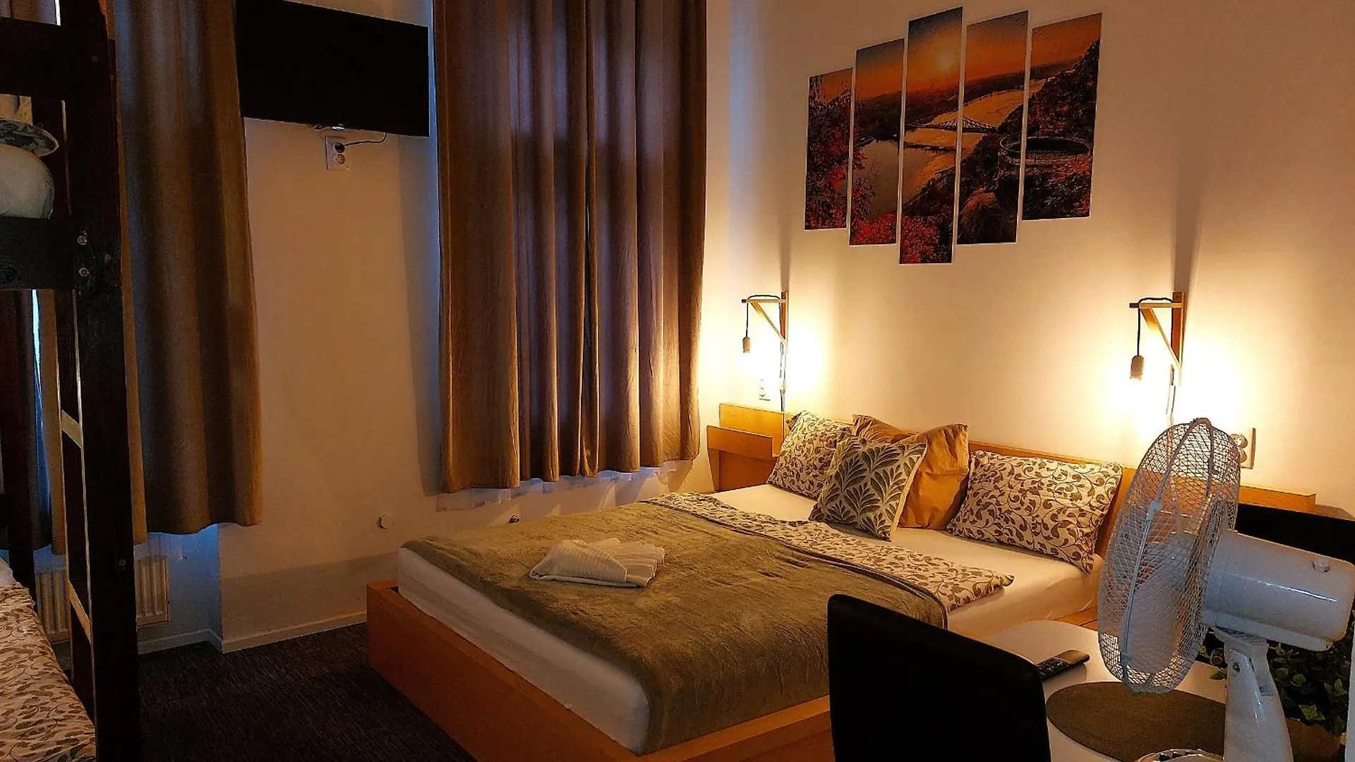 Goodmo Budapest Smart Rooms & Suits & Aparts 0*,  Magyarország