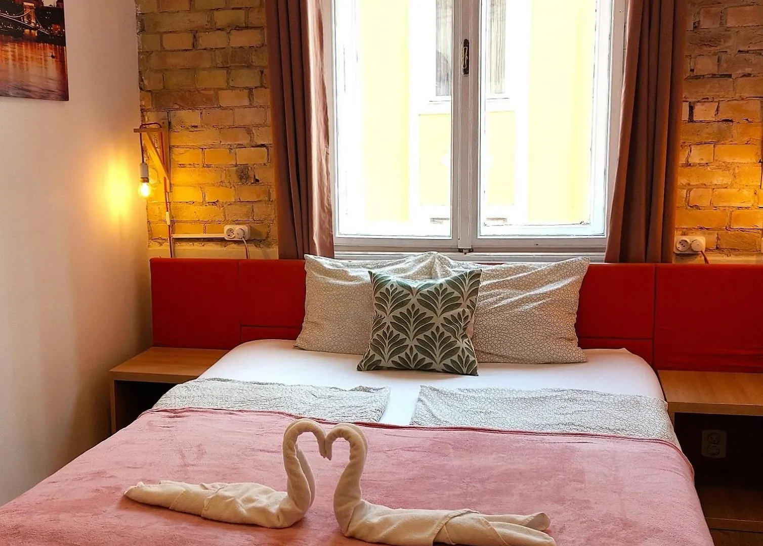 Goodmo Budapest Smart Rooms & Suits & Aparts